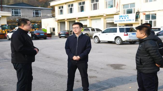 鄭樹一調(diào)研檢查秸稈禁燒管控、清雪準(zhǔn)備、項目建設(shè)及供暖保障工作